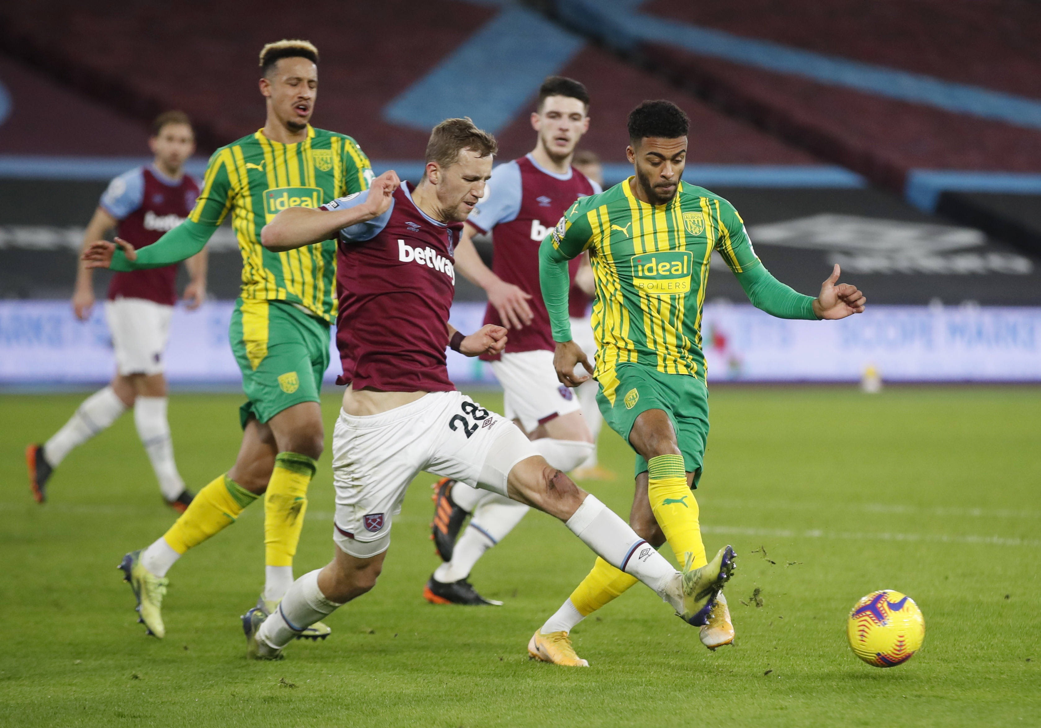 共同出場 共同出場